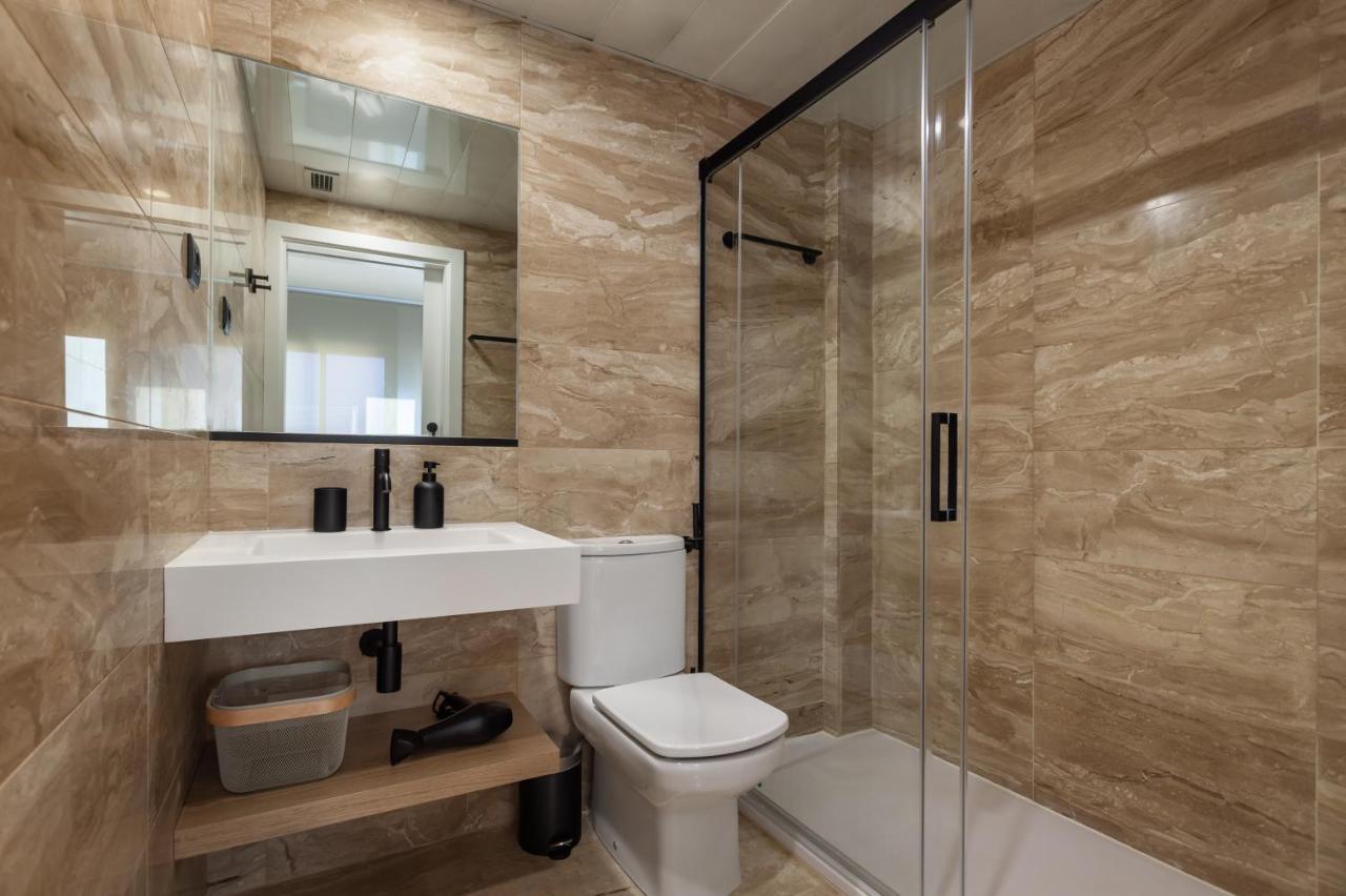 Cozy Apartment Les Corts Barcelona Eksteriør bilde