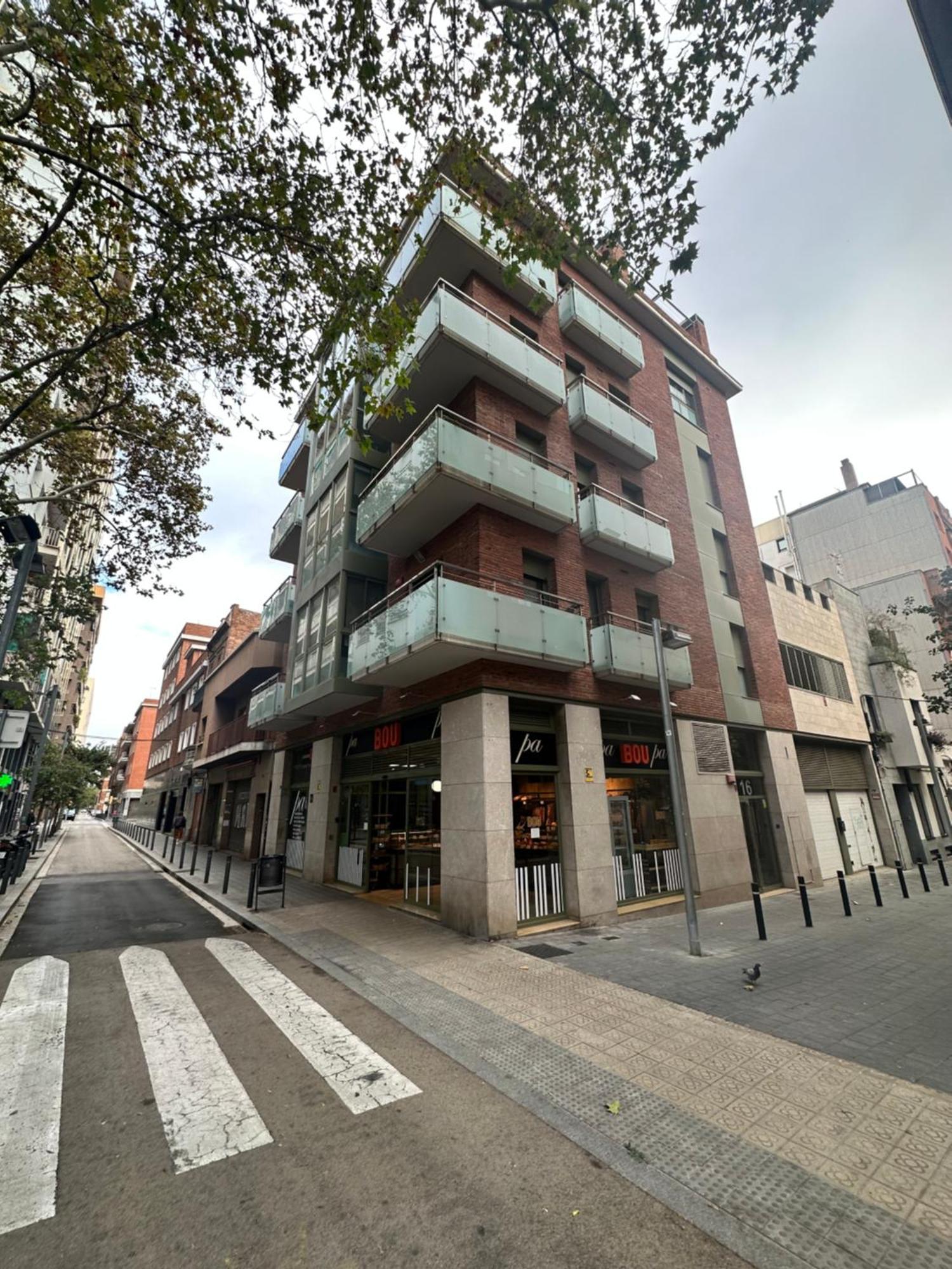 Cozy Apartment Les Corts Barcelona Eksteriør bilde